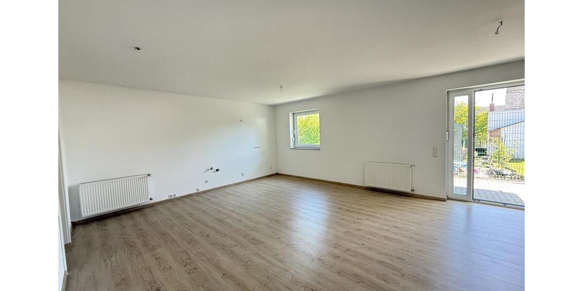 Erdgeschoßwohnung Urmitz - 3 Zimmer, 90 m&sup2;, 950&euro; | Angebot:26339550