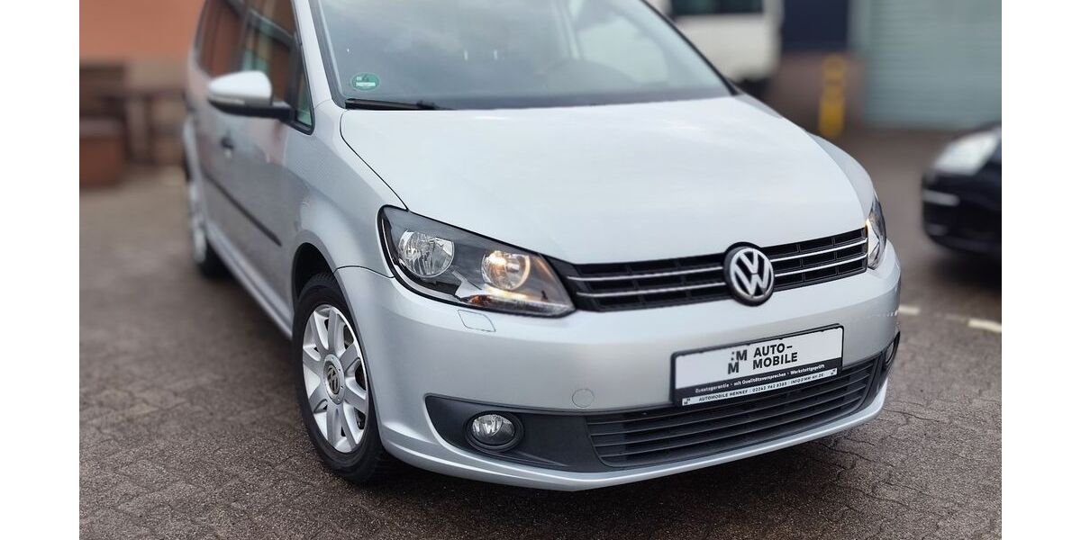 VW Touran 122.300 km 10.440 &euro; Buchholz 53567