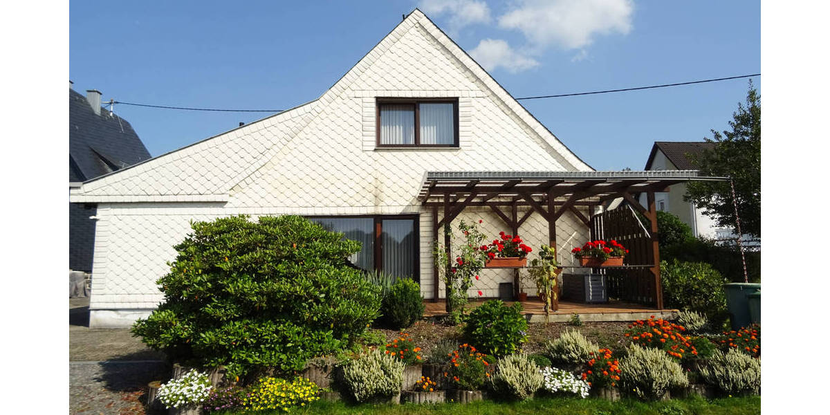 Mehrfamilienhaus, Wohnhaus Rückeroth - 1 Zimmer, 390 m&sup2;, 495.000&euro; | Angebot:25776382