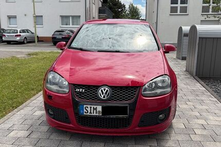 VW Golf 232.145 km 5.499 &euro; Boppard 56154