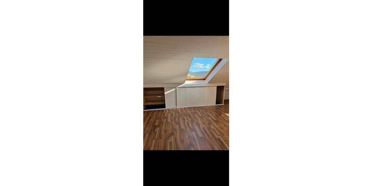 Dachgeschoßwohnung Bad Ems - 3 Zimmer, 86 m&sup2;, 770&euro; | Angebot:25310306