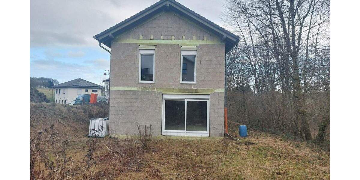 Einfamilienhaus Flammersfeld - 6 Zimmer, 158 m&sup2;, 360.000&euro; | Angebot:25711004