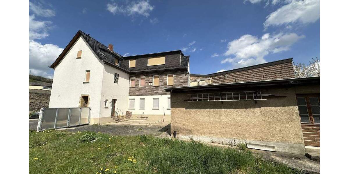 Einfamilienhaus Bad Neuenahr-Ahrweiler / Ahrweiler Ahrweiler - 8 Zimmer, 200 m&sup2;, 345.000&euro; | Angebot:25684598