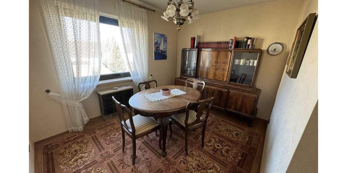 Etagenwohnung Bendorf - 4 Zimmer, 89 m&sup2;, 220.000&euro; | Angebot:25696852