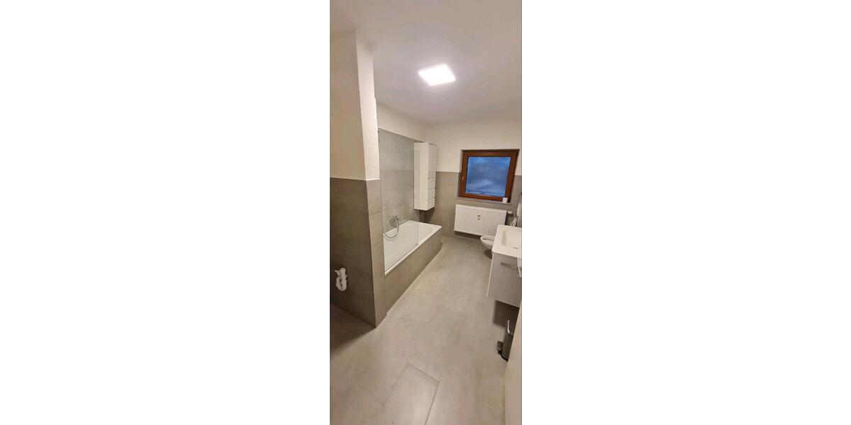 Erdgeschoßwohnung Breitscheid - 3 Zimmer, 85 m&sup2;, 850&euro; | Angebot:25906884