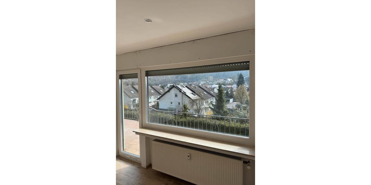 Etagenwohnung Linz am Rhein - 3 Zimmer, 90 m&sup2;, 900&euro; | Angebot:25659928