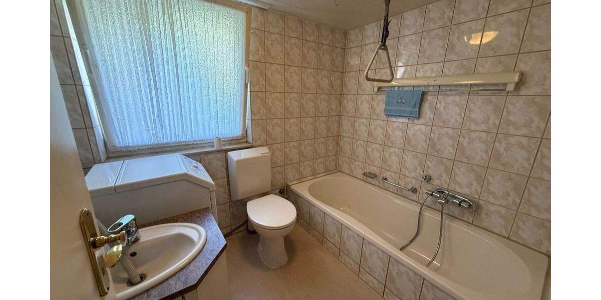 Einfamilienhaus Neuwied / Gladbach Gladbach - 4 Zimmer, 115 m&sup2;, 179.000&euro; | Angebot:25877454