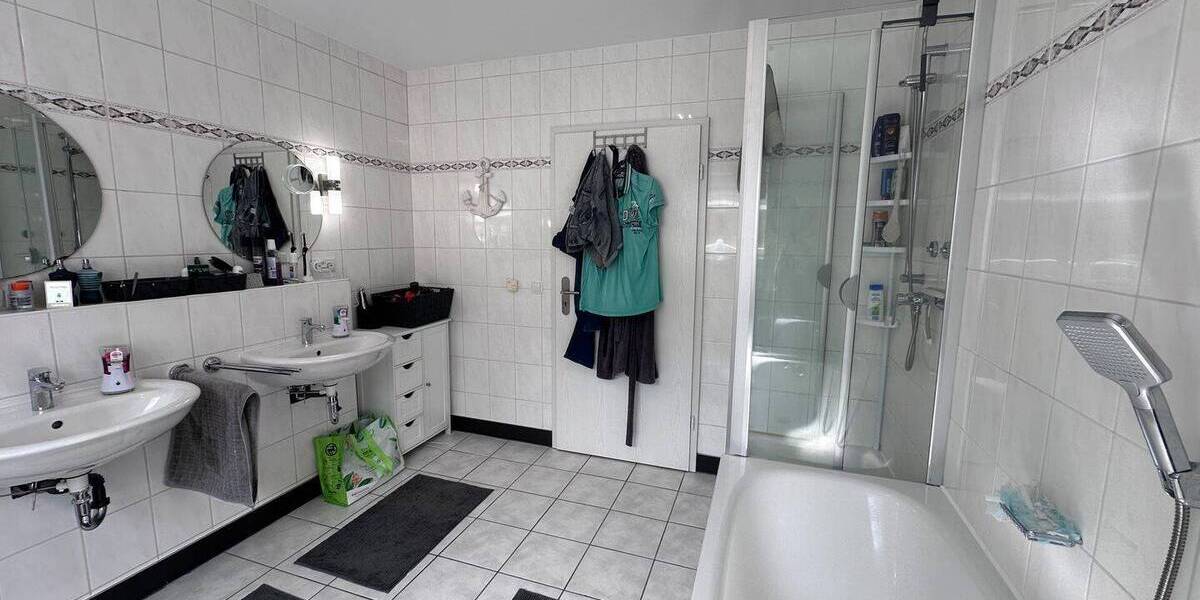 Mehrfamilienhaus, Wohnhaus Rückeroth - 9 Zimmer, 246 m&sup2;, 485.000&euro; | Angebot:25738116