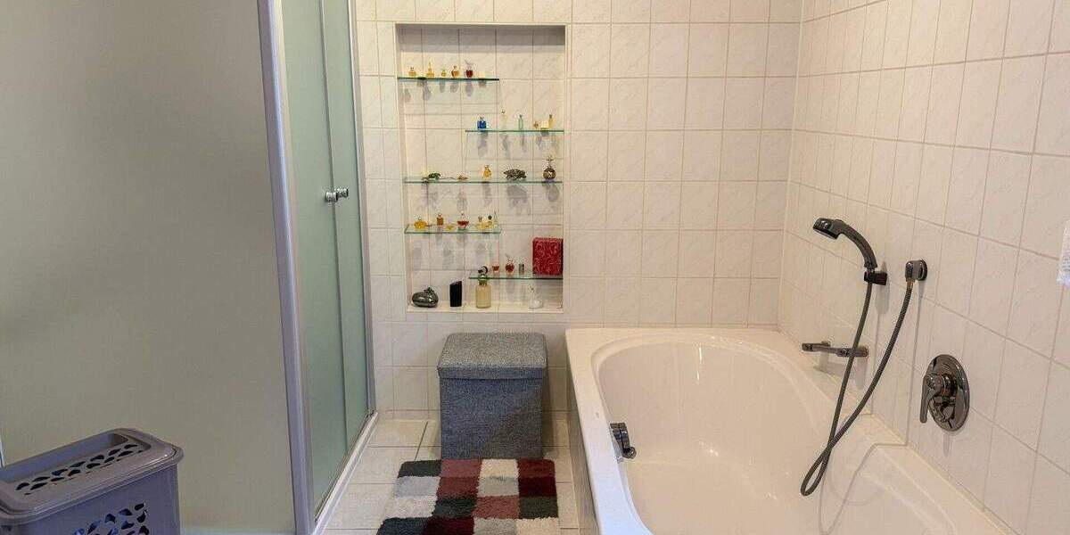 Einfamilienhaus Mündersbach - 1 Zimmer, 260 m&sup2;, 297.000&euro; | Angebot:25691936