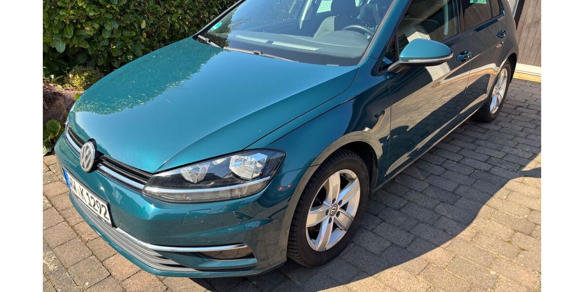VW Golf 82.000 km 16.000 &euro; Höhr-Grenzhausen 56203