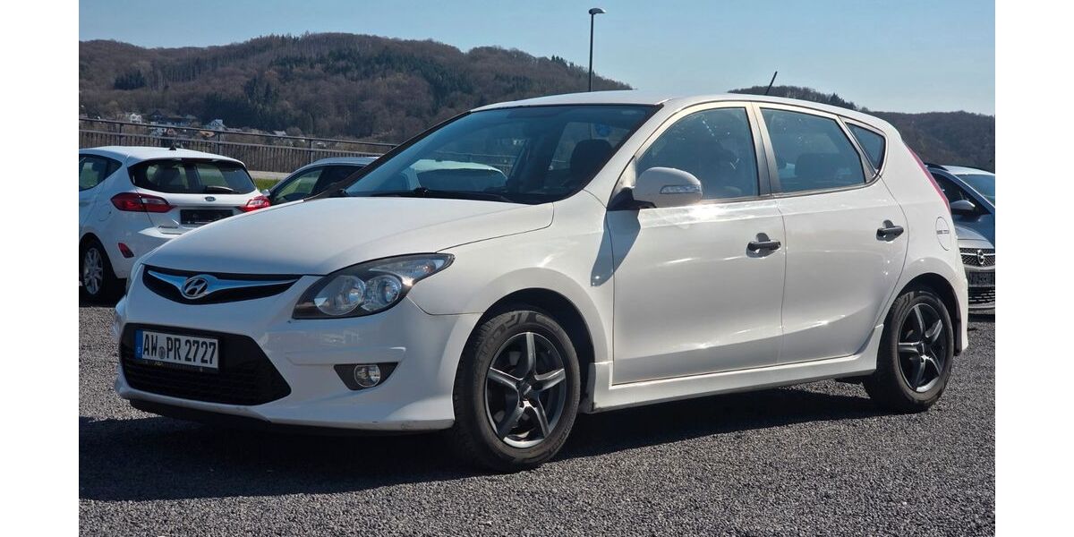 Hyundai i30 195.000 km 4.990 &euro; Oberwinter 53424