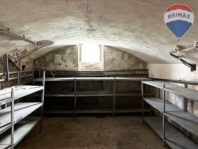 Mehrfamilienhaus, Wohnhaus Höhr-Grenzhausen Grenzhausen - 8 Zimmer, 165 m&sup2;, 395.000&euro; | Angebot:25769917