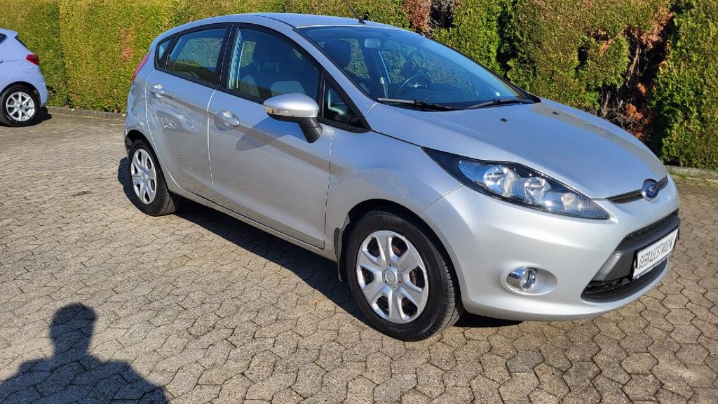 Ford Fiesta 94.875 km 5.900 &euro; Bad Neuenahr 53474