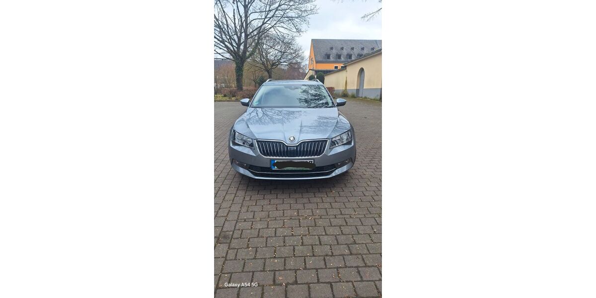 Skoda Superb 96.000 km 19.500 &euro; Nievern 56132