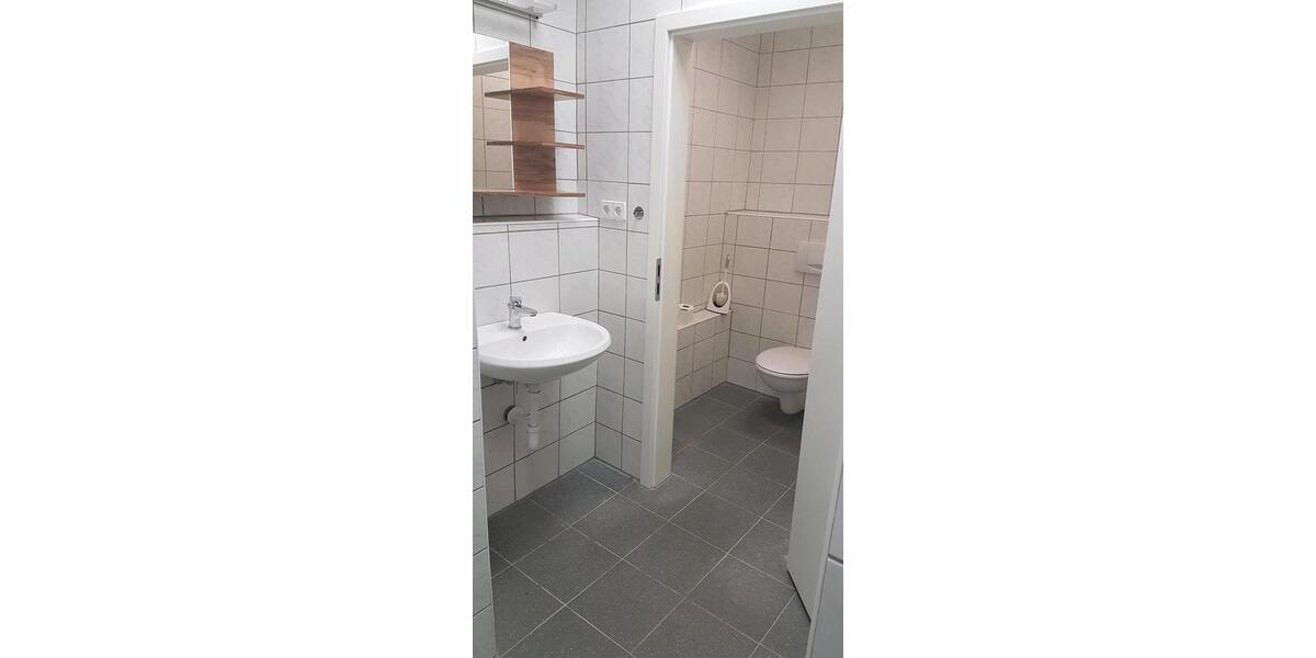 Erdgeschoßwohnung Neuwied - 2 Zimmer, 60 m&sup2;, 700&euro; | Angebot:25886578
