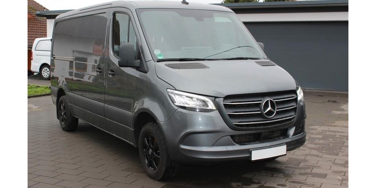Mercedes-Benz Sprinter 358.000 km 39.990 &euro; Eichen 57632