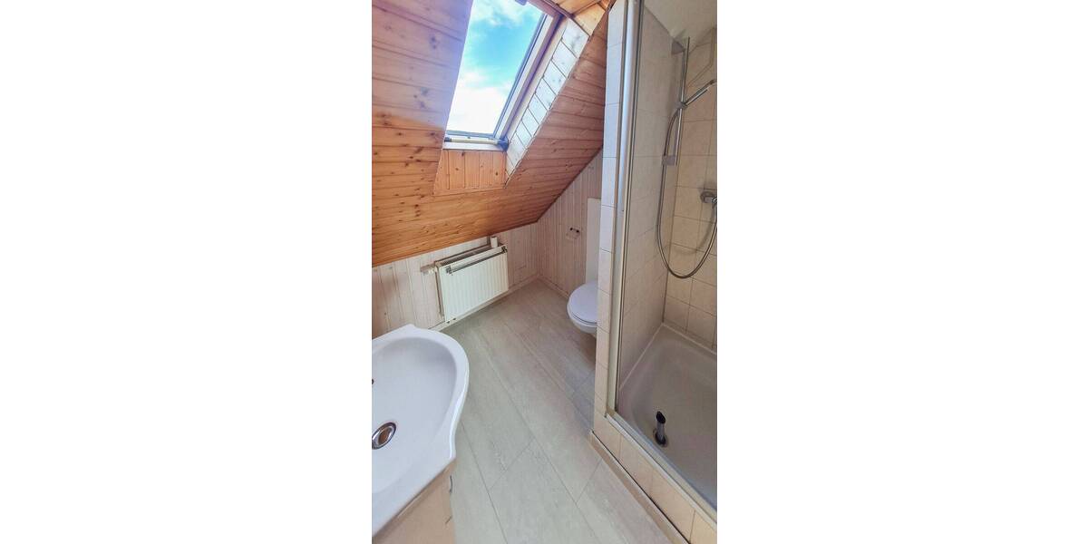 Einfamilienhaus Rüscheid - 8 Zimmer, 200 m&sup2;, 295.000&euro; | Angebot:25691878