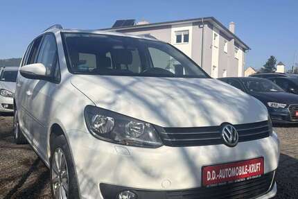 VW Touran 203.217 km 5.999 &euro; Kruft 56642