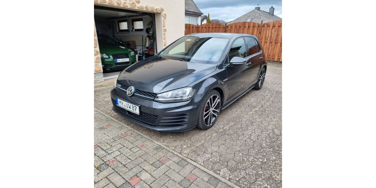 VW Golf 199.600 km 11.450 &euro; Andernach 56626