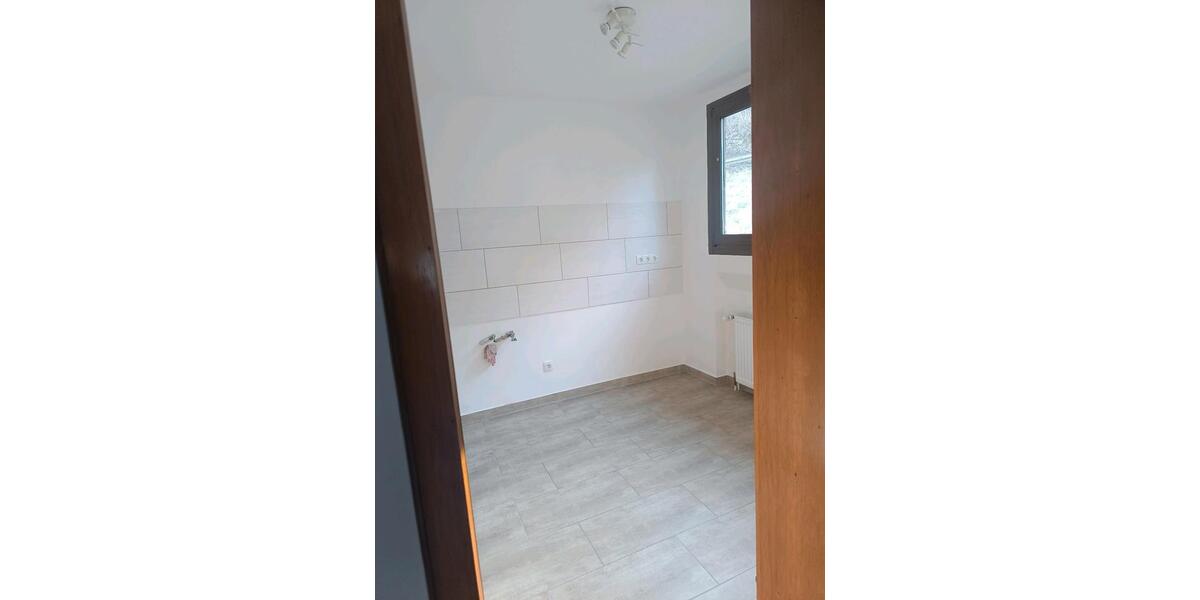 Dachgeschoßwohnung Andernach - 4 Zimmer, 103 m&sup2;, 550&euro; | Angebot:24211510