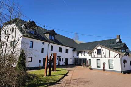 Haus Ziegenhain - 21 Zimmer, 639 m&sup2;, 1.490.000&euro; | Angebot:26672786