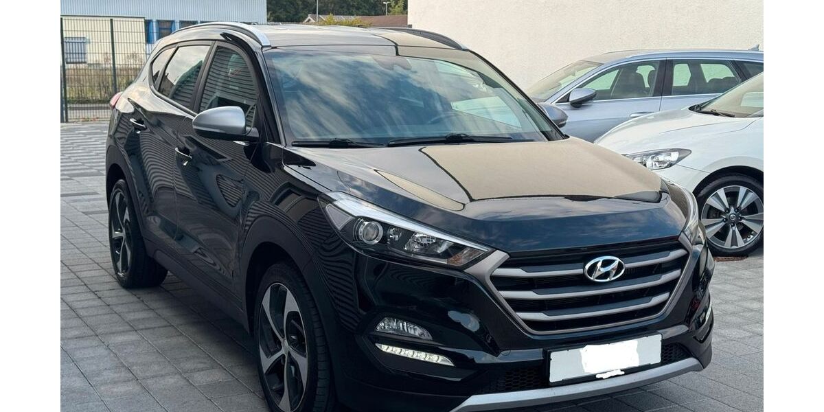 Hyundai TUCSON 77.000 km 16.450 &euro; Bad Honnef 53604