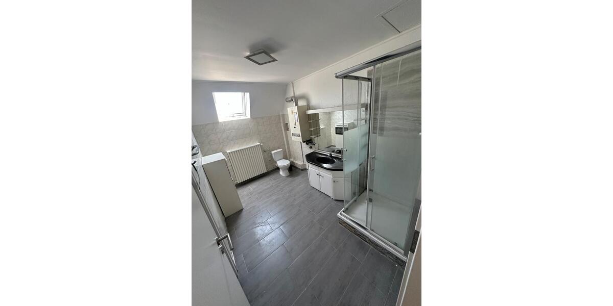 Dachgeschoßwohnung Kruft - 3 Zimmer, 80 m&sup2;, 700&euro; | Angebot:25075013