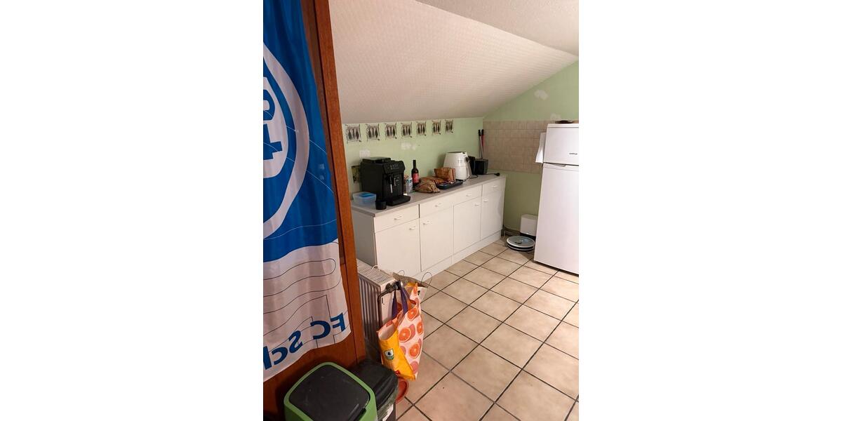 Dachgeschoßwohnung Bad Hönningen - 3 Zimmer, 63 m&sup2;, 600&euro; | Angebot:25875236