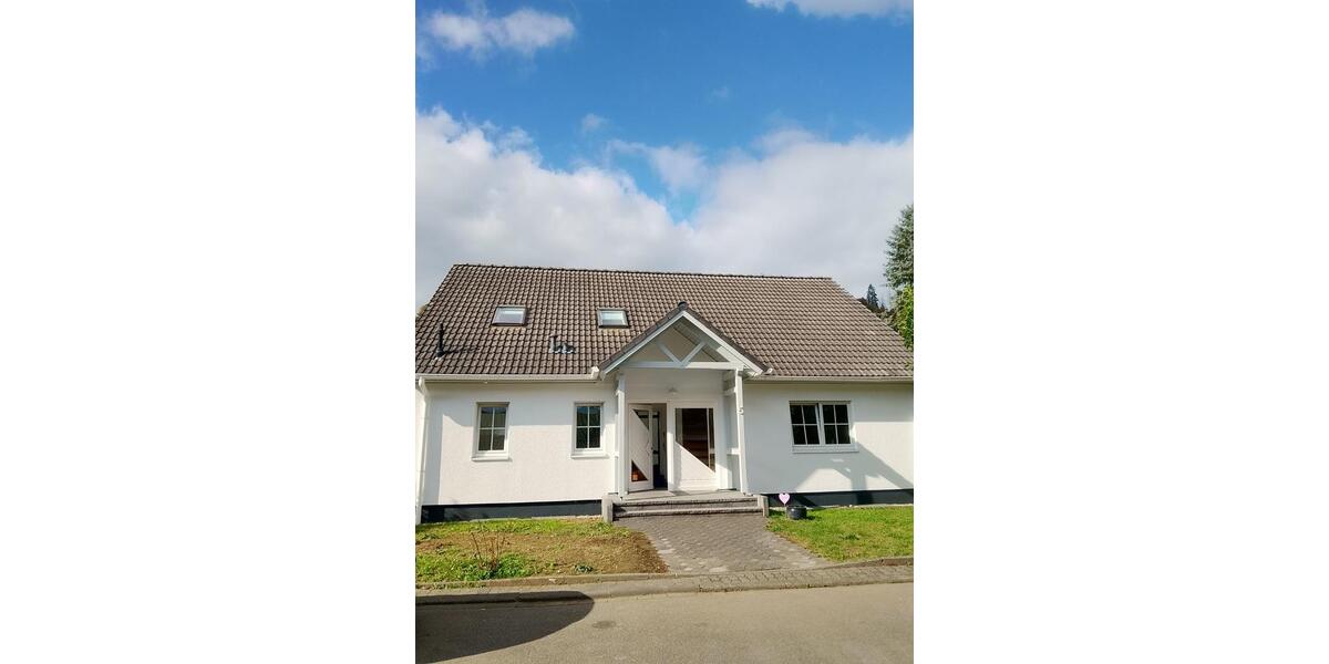 Einfamilienhaus Waldbreitbach - 3 Zimmer, 205 m&sup2;, 498.000&euro; | Angebot:25310215