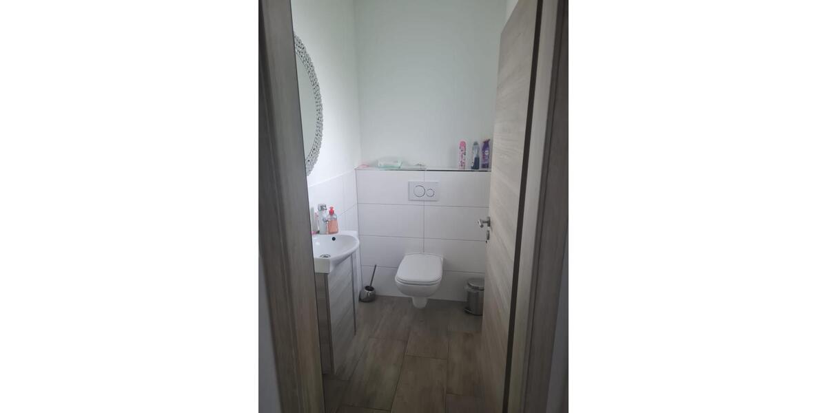 Reihenhaus Asbach - 7 Zimmer, 150 m&sup2;, 460.000&euro; | Angebot:24836110