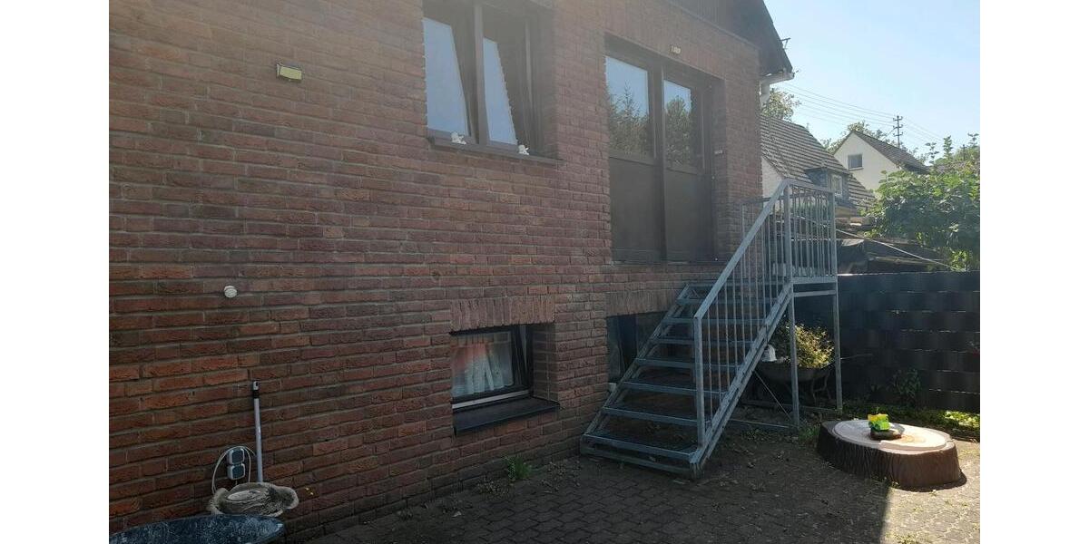 Hochparterre Flammersfeld - 2 Zimmer, 1.025&euro; | Angebot:23428839