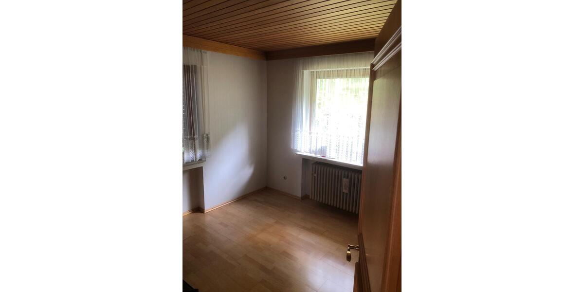 Einfamilienhaus Dahlheim - 6 Zimmer, 155 m&sup2;, 350.000&euro; | Angebot:25261226