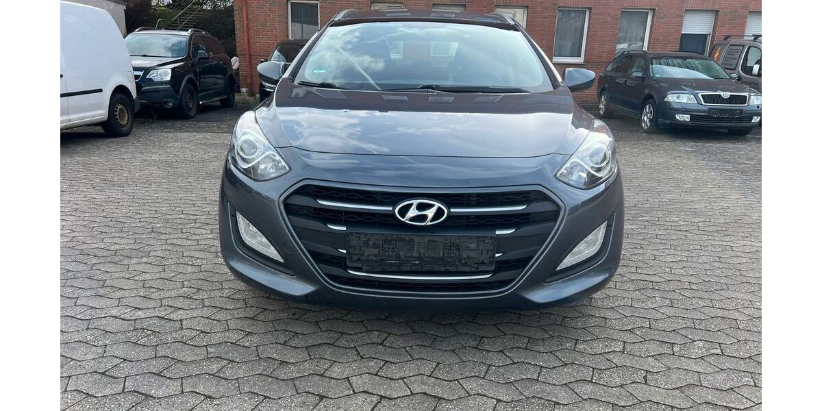 Hyundai i30 189.000 km 4.999 &euro; Andernach 56626