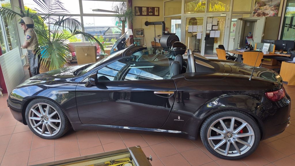 Alfa Romeo Spider 99.000 km 10.900 &euro; Dernbach 56307