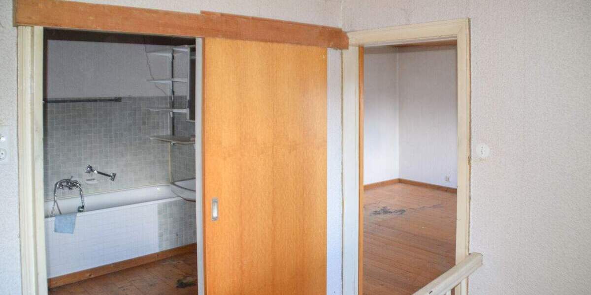 Einfamilienhaus Ransbach-Baumbach Baumbach - 2 Zimmer, 58 m&sup2;, 89.000&euro; | Angebot:25691854