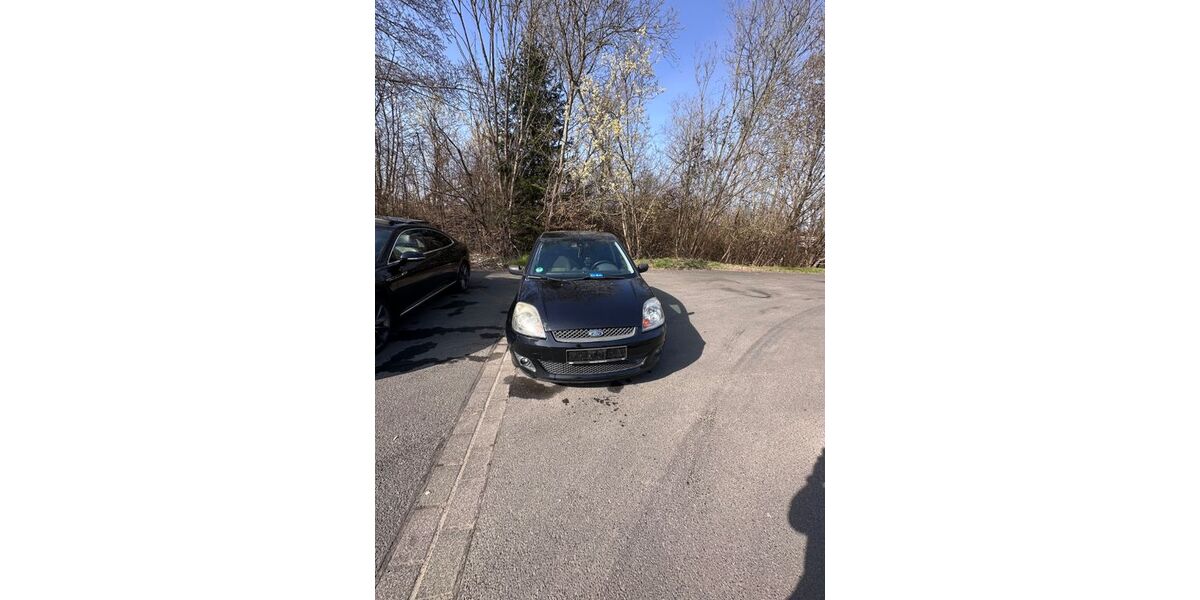 Ford Fiesta 222.000 km 2.200 &euro; Dürrholz 56307