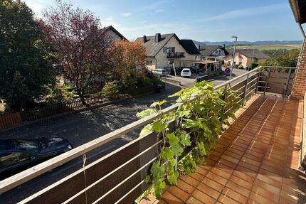 Wohnung Andernach - 4 Zimmer, 120 m&sup2;, 1.300&euro; | Angebot:27583976