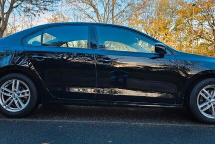 VW Jetta 185.000 km 8.300 &euro; Sankt-Sebastian 56220