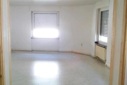 Wohnung Raubach - 3 Zimmer, 100 m&sup2;, 700&euro; | Angebot:24591151