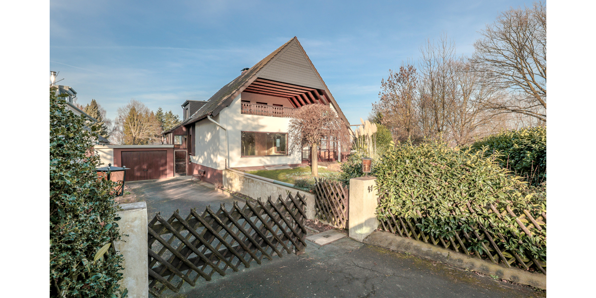 Rohdiamant mit Potenzial: Entkerntes Haus mit viel Platz für Mensch & Tier. 5686 m² Grundstück! - Einfamilienhaus Bad Honnef / Aegidienberg Aegidienberg | Angebot:25097239