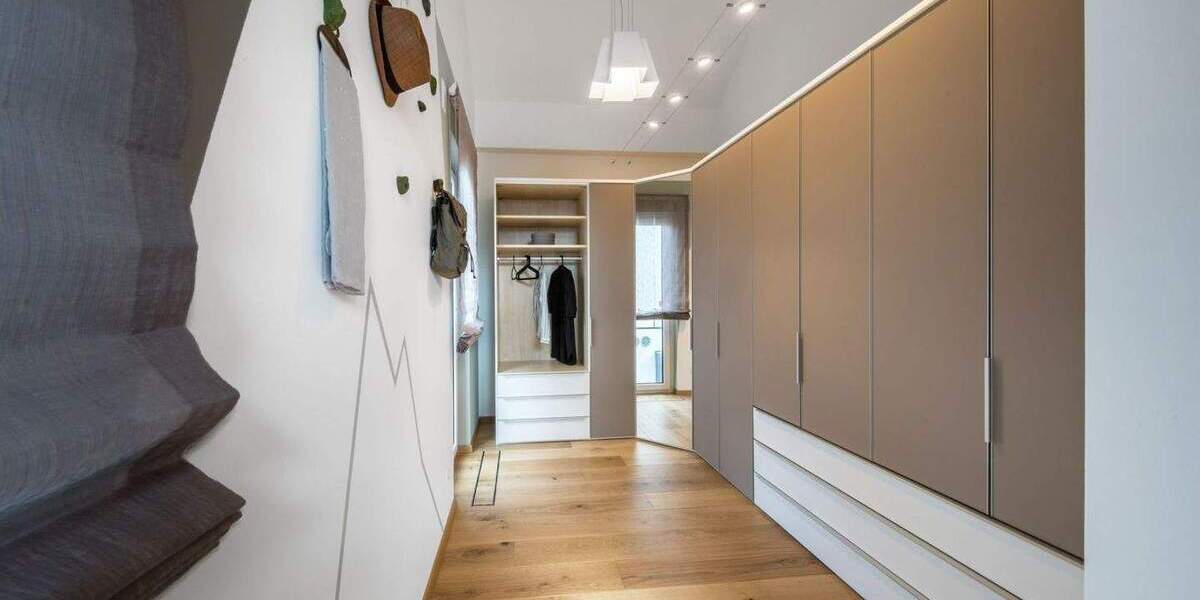 Einfamilienhaus Mayen Kürrenberg - 7 Zimmer, 196 m&sup2;, 652.900&euro; | Angebot:25683370