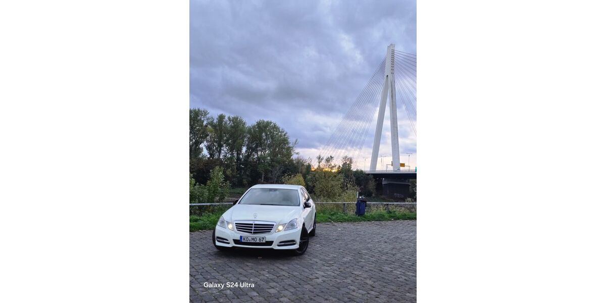 Mercedes-Benz E 220 155.000 km 13.200 &euro; Hammerstein 56598