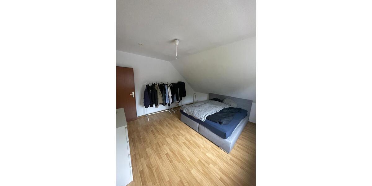 Dachgeschoßwohnung Bendorf - 3 Zimmer, 83 m&sup2;, 725&euro; | Angebot:26656285
