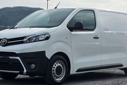 Toyota Proace (Verso) 32.000 km 15.990 &euro; Oberwinter 53424