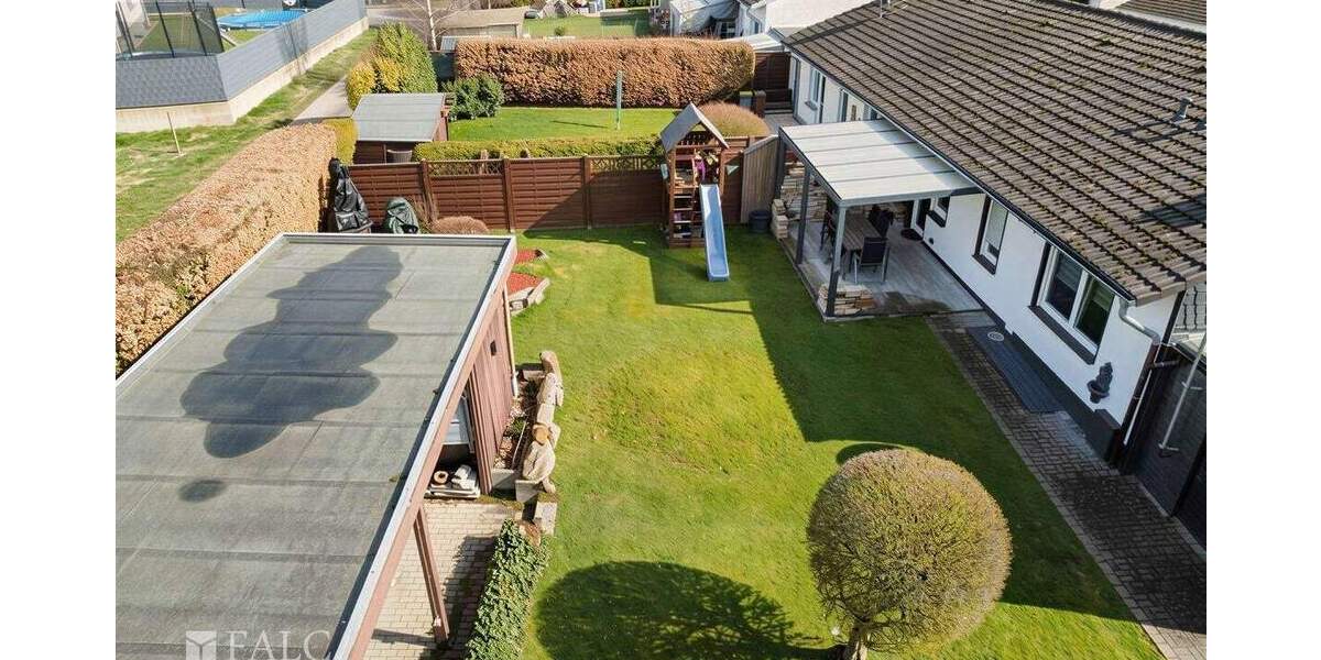 Einfamilienhaus Schürdt - 5 Zimmer, 115 m&sup2;, 289.000&euro; | Angebot:25800572