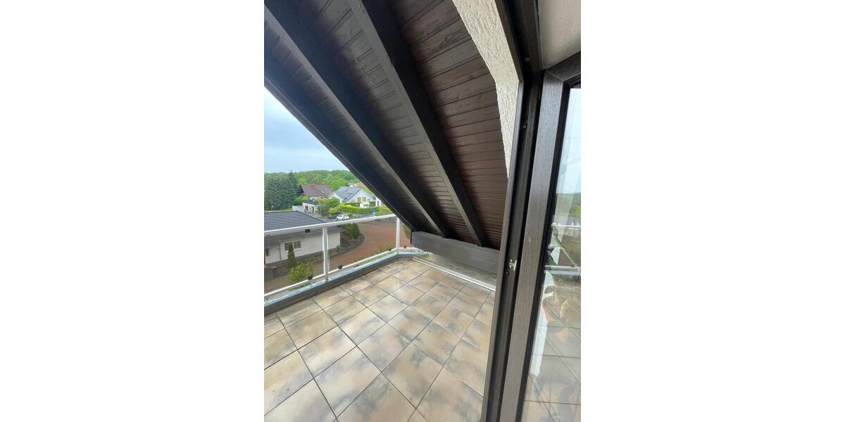 Dachgeschoßwohnung Bendorf - 3 Zimmer, 83 m&sup2;, 725&euro; | Angebot:26656285