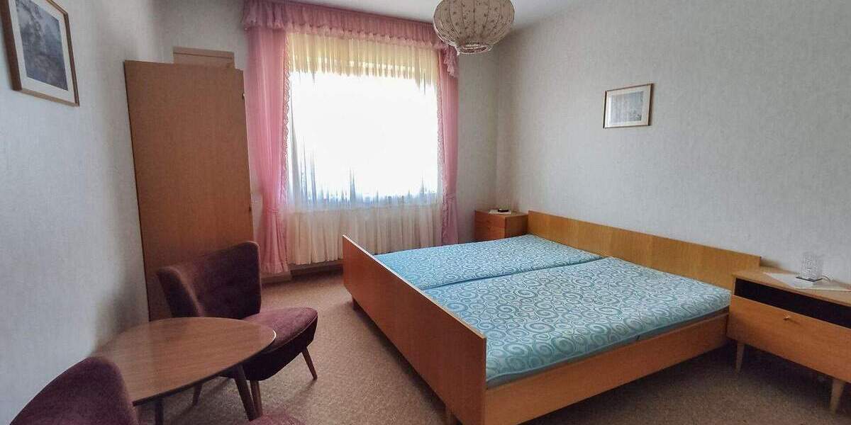 Mehrfamilienhaus, Wohnhaus Freirachdorf - 1 Zimmer, 317 m&sup2;, 329.000&euro; | Angebot:25691934