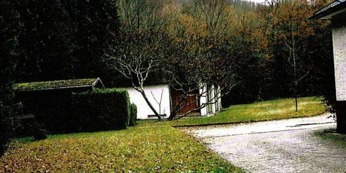 Einfamilienhaus Brohl-Lützing Lützing - 4.5 Zimmer, 200 m&sup2;, 429.000&euro; | Angebot:25991177