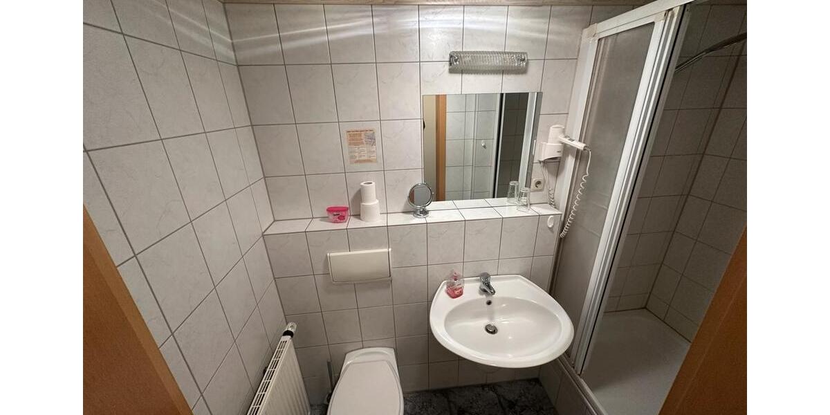 Etagenwohnung Asbach - 11 Zimmer, 22&euro; | Angebot:22929868
