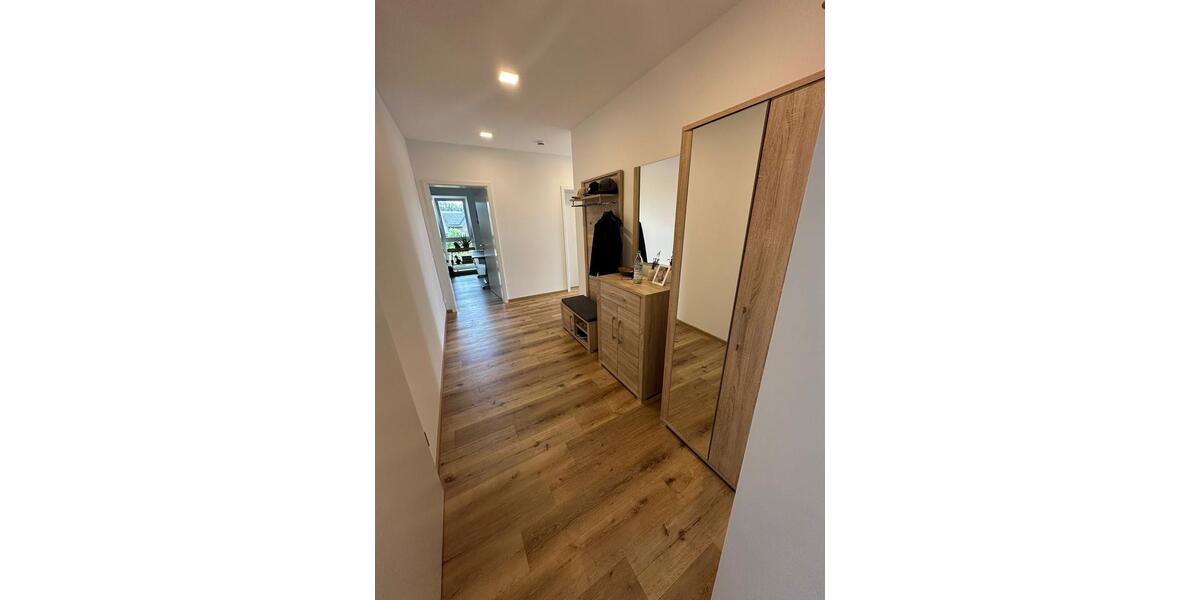 Dachgeschoßwohnung Kleinmaischeid - 4 Zimmer, 131 m&sup2;, 1.280&euro; | Angebot:25961988